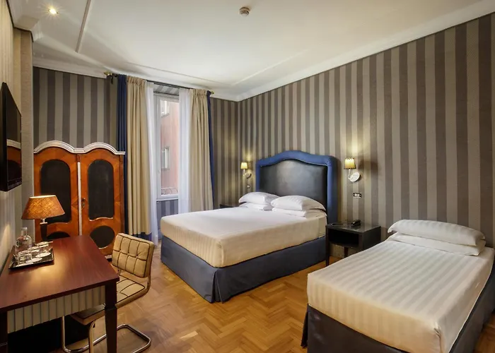 Hotel Royal Court 4*