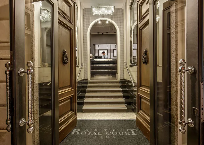 Royal Court מלון רומא